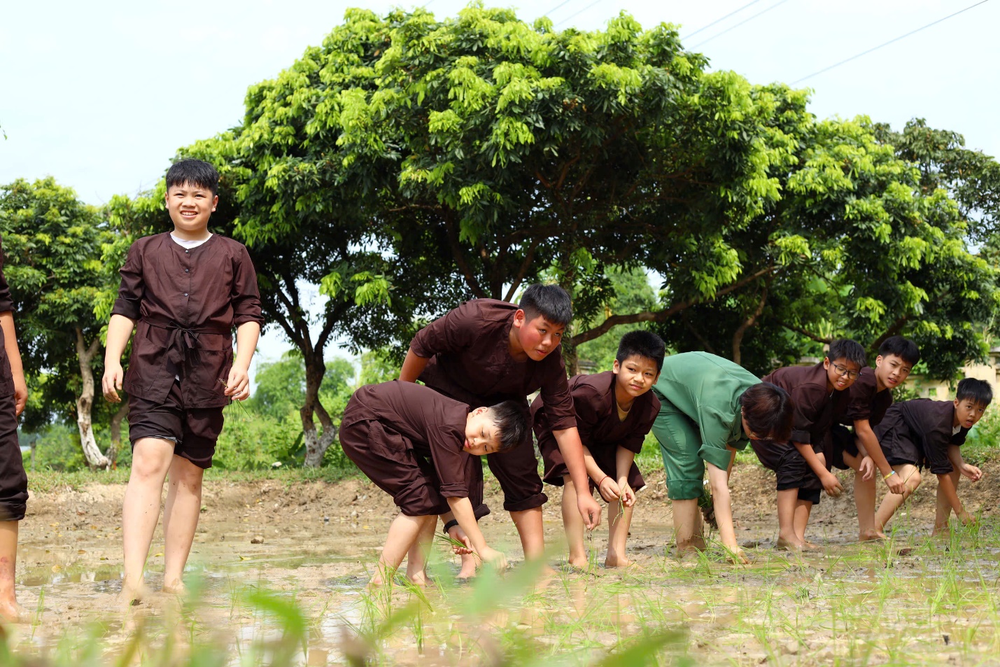Ngày thứ 4: Những bài học từ lao động và truyền thống quân đội