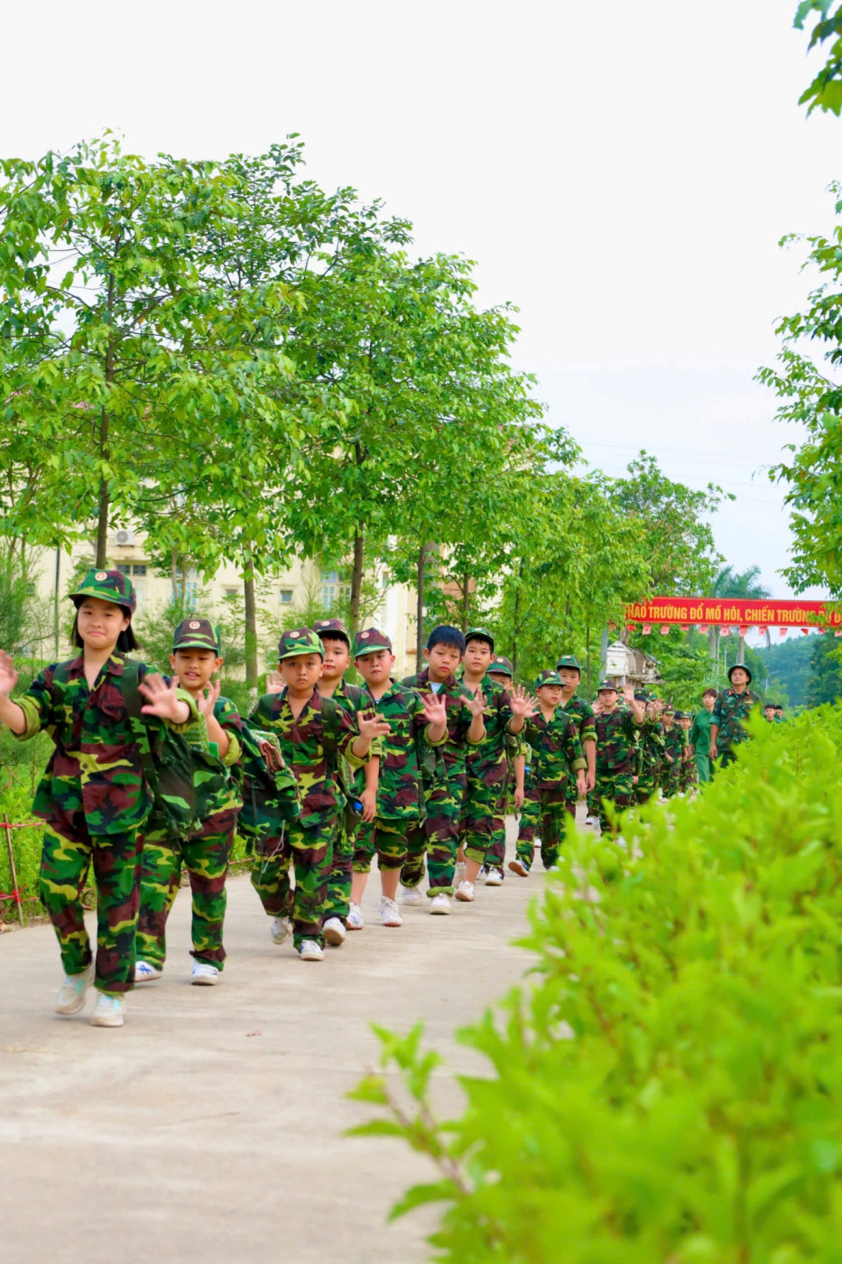 Ngày thứ 7: Hành quân - Vượt thử thách - Chiến thắng bản thân